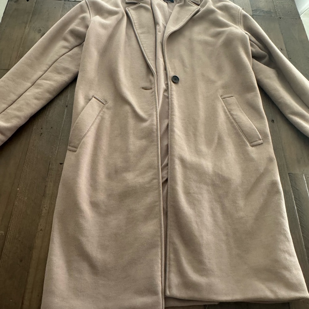 ALO Yoga Women's Trench Coat in Light Beige